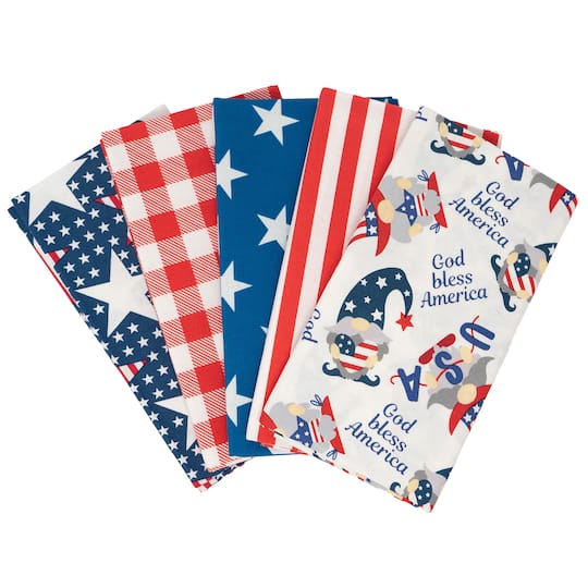 SINGER Stars & Gnomes Printed Cotton Fabric Bundle